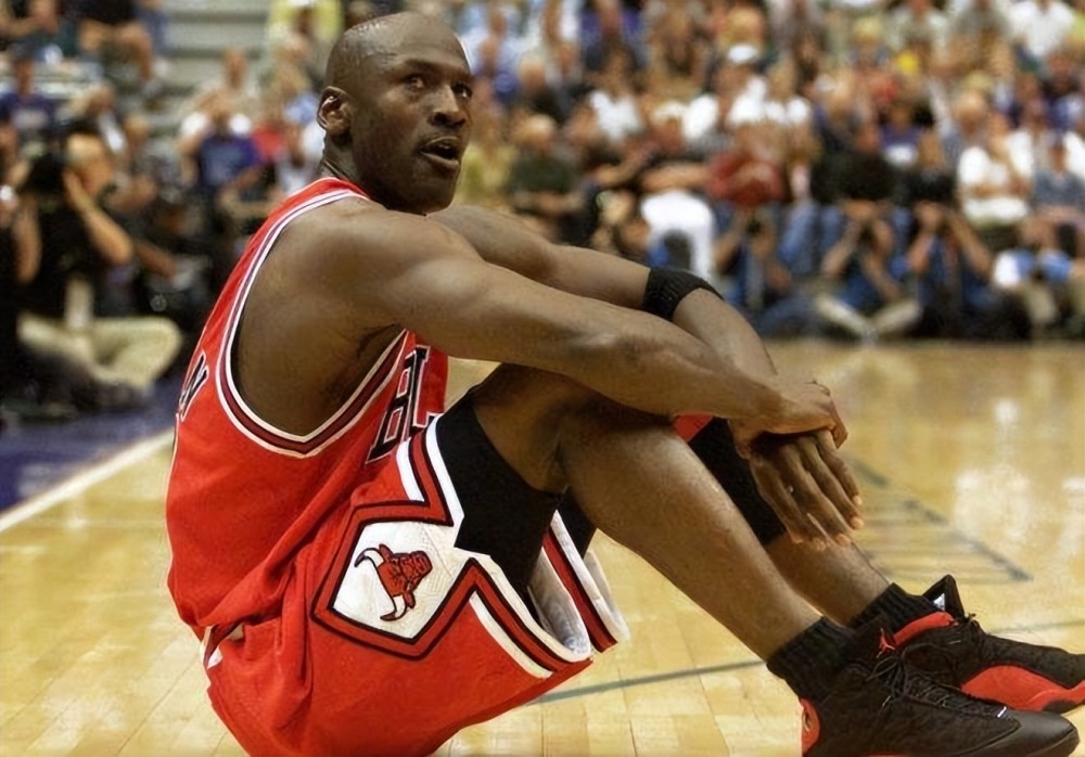 却暴露了湖 却暴露了湖